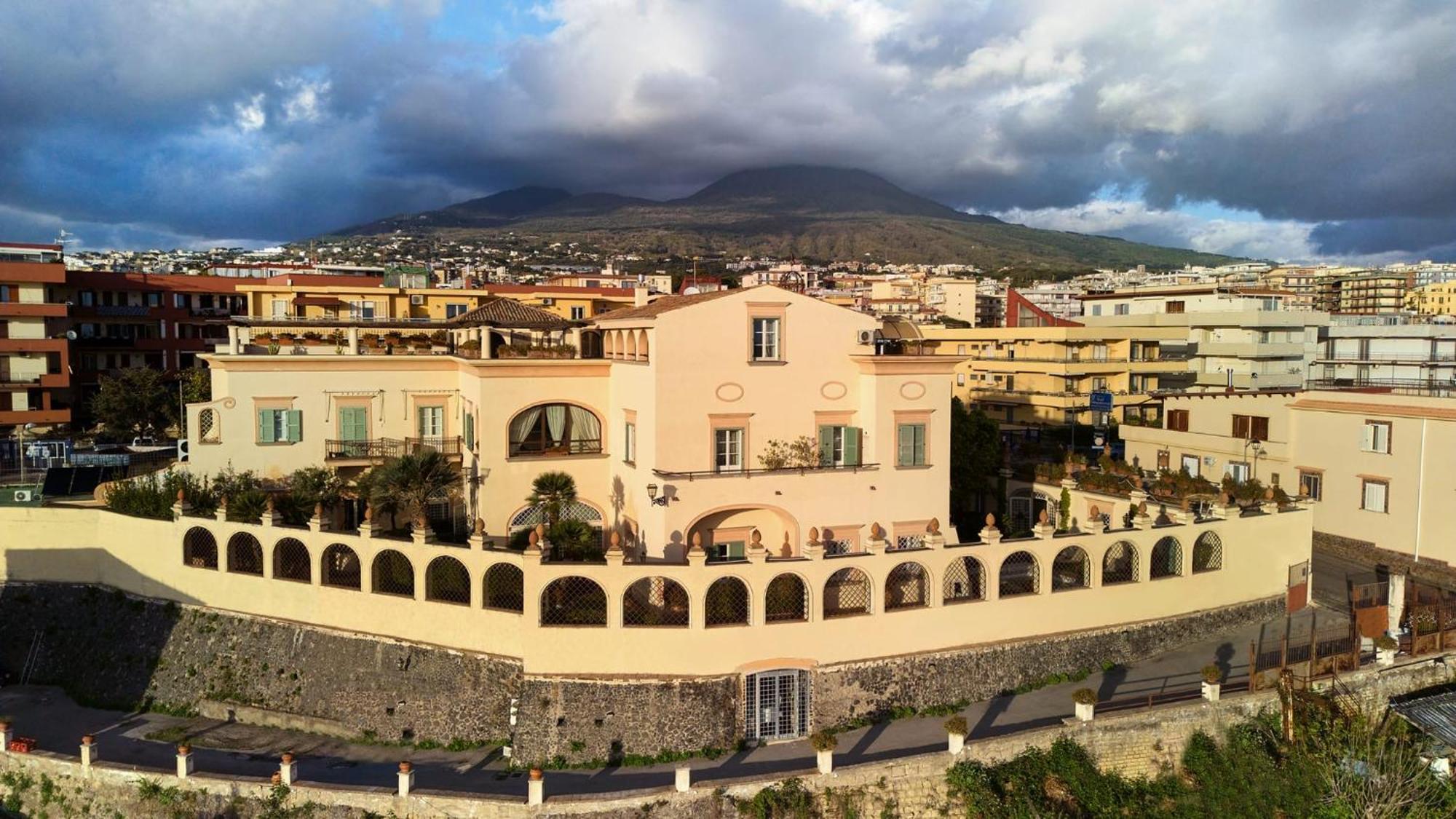 Casa Raiola Ercolano Luxury Rooms & Spa Exterior foto